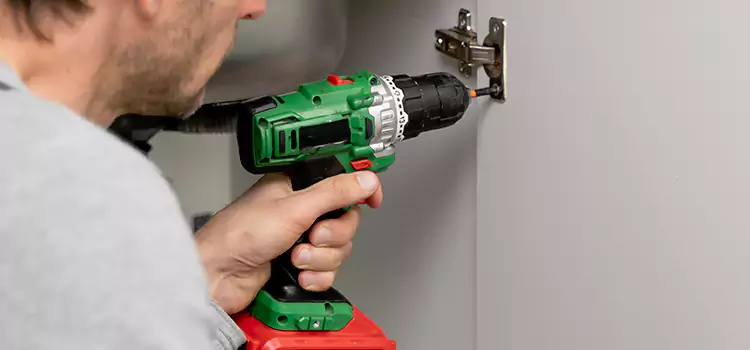 Commercial Door Hinge Repair Holiday