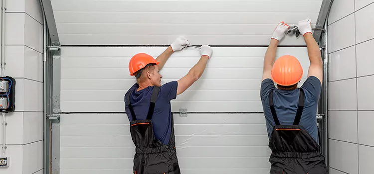 Choose Us for Your Garage Door Needs in Holiday
