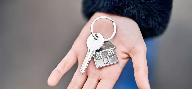 Trusted Broken Key Extraction Holiday