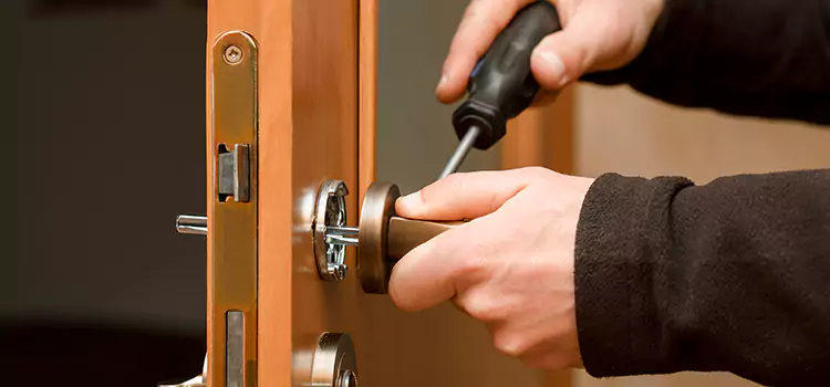 Semi Truck Locksmith Holiday