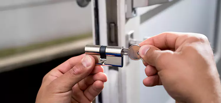 Lock Change Locksmiths Holiday